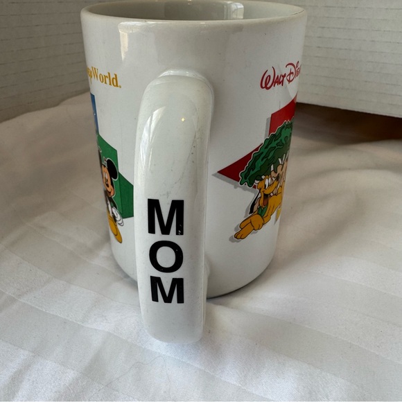 The Walt Disney World Four Parks One World Coffee Mug Vintage MOM - Picture 5 of 7